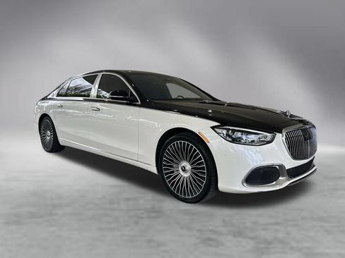Used 2021 Mercedes-Benz Maybach S 580 4MATIC image 2