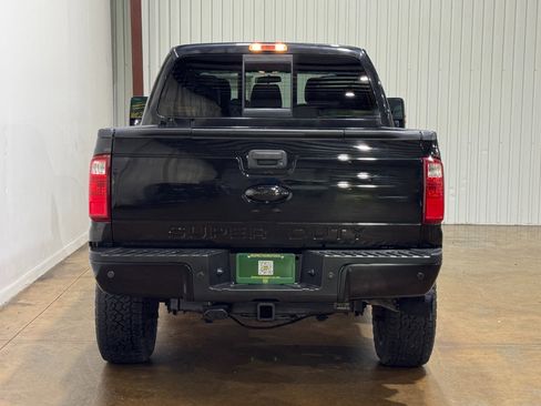 Used 2015 Ford F250 Lariat w/ Lariat Interior Package image 6