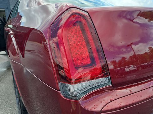 Used 2022 Chrysler 300 Touring L w/ Comfort Group image 33