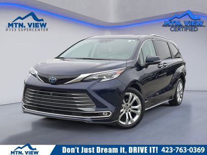 Used 2021 Toyota Sienna Platinum