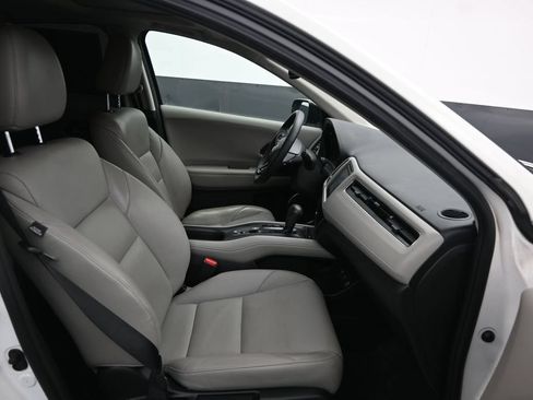 Used 2016 Honda HR-V EX-L image 11