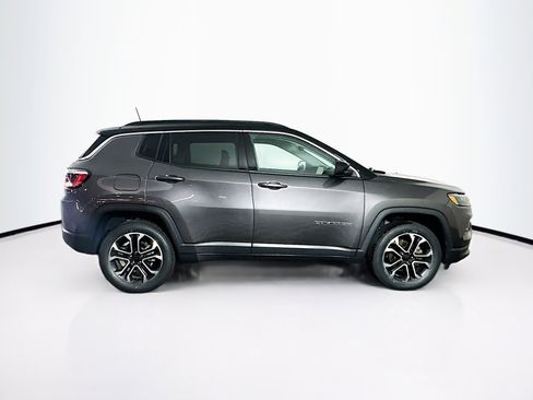Used 2022 Jeep Compass Limited AWD/4WD image 10