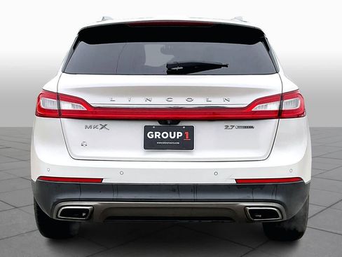 Used 2016 Lincoln MKX Select w/ Select Plus Package image 4