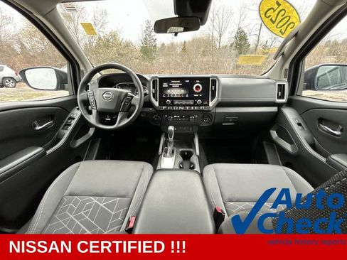 Certified 2025 Nissan Frontier SV w/ SV Convenience Package AWD/4WD image 16