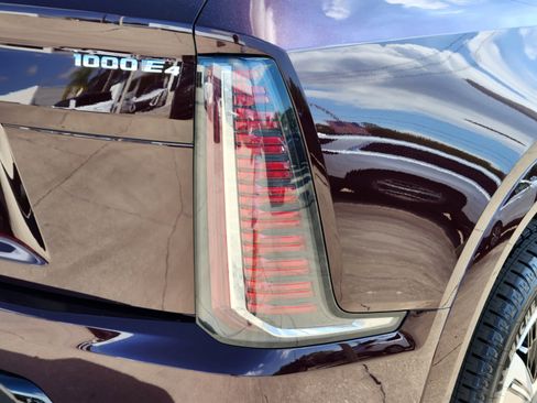 New 2025 Cadillac Escalade IQ Luxury 1 image 10