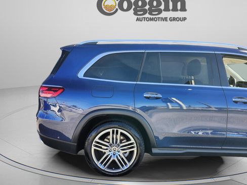 Used 2026 Mercedes-Benz GLS 450 4MATIC image 8