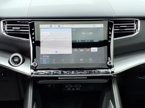 New 2026 Jeep Grand Wagoneer Limited AWD/4WD image 8