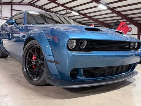 Used 2021 Dodge Challenger SRT Hellcat Redeye RWD image 3