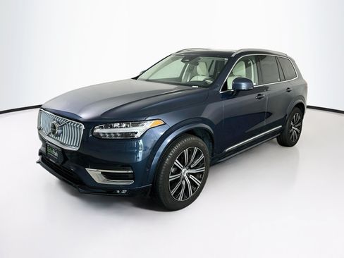 Used 2023 Volvo XC90 B6 Plus w/ Protection Package Premier AWD/4WD image 3