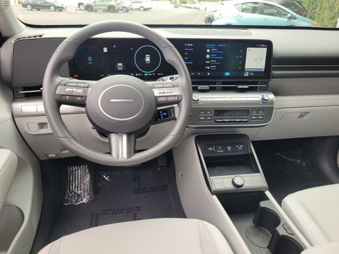Used 2024 Hyundai Kona SEL FWD image 19