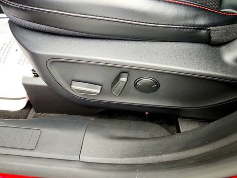 Used 2024 Ford Escape ST-Line AWD/4WD image 11
