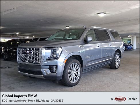 Used 2022 GMC Yukon XL Denali image 1