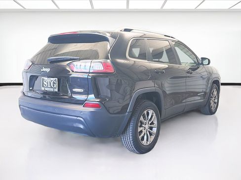 Used 2020 Jeep Cherokee Latitude Plus image 4