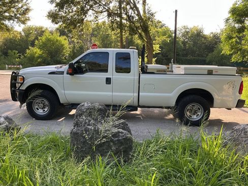 Used 2013 Ford F250 XL w/ PWR Equipment Group AWD/4WD image 7