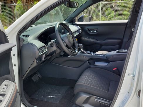 Used 2026 Honda HR-V Sport image 14