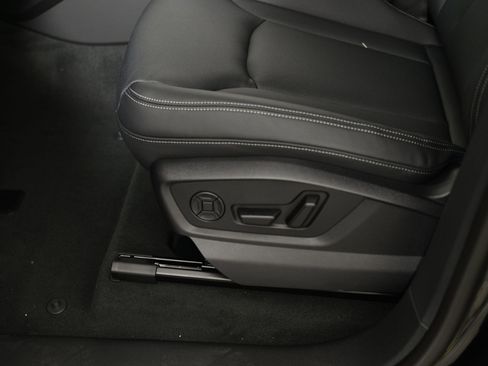 New 2026 Audi Q8 Premium Plus image 22