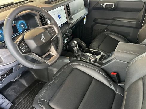New 2026 Ford Bronco Badlands AWD/4WD image 6
