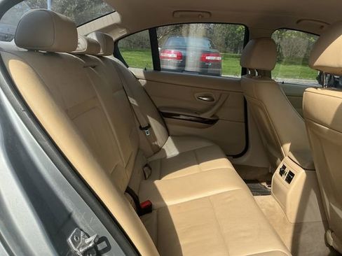 Used 2010 BMW 328i xDrive Sedan AWD/4WD image 26