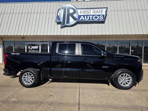Used 2020 Chevrolet Silverado 1500 RST w/ Texas Edition image 9