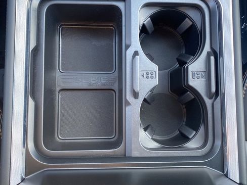 Used 2024 Ford F250 Platinum image 16