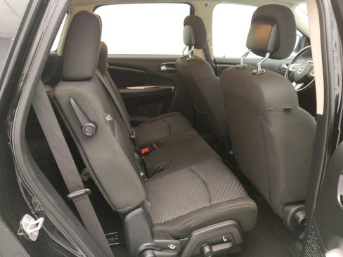 Used 2019 Dodge Journey SE w/ Connectivity Group image 19