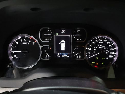 Used 2021 Toyota Tundra SR5 w/ Trail Edition image 40