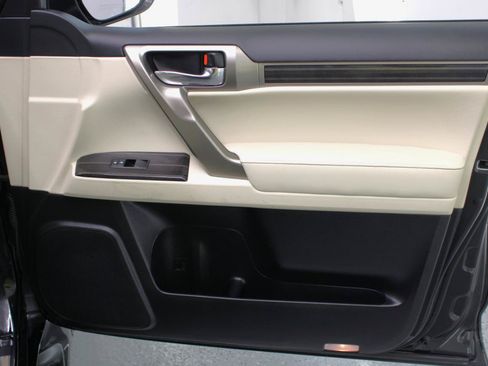 Used 2021 Lexus GX 460 Premium AWD/4WD image 52