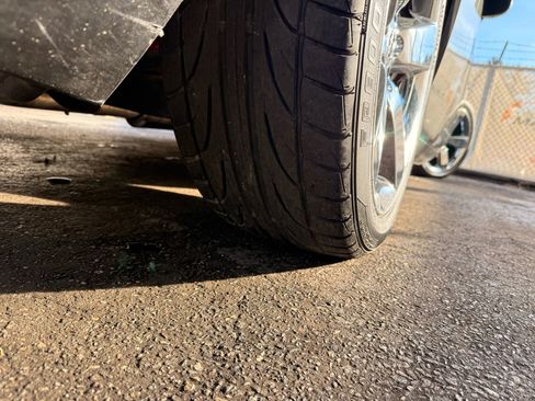 Used 2010 Dodge Challenger R/T image 38