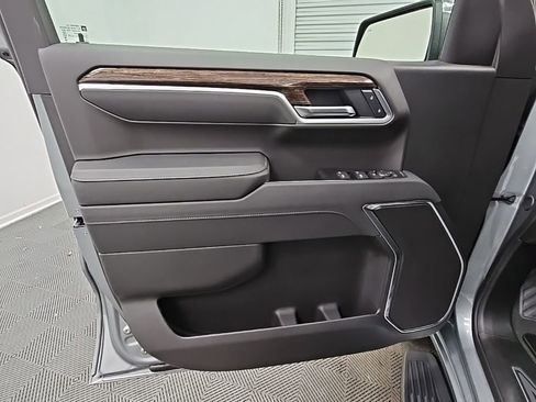 New 2026 GMC Sierra 1500 SLE w/ Preferred Package image 29