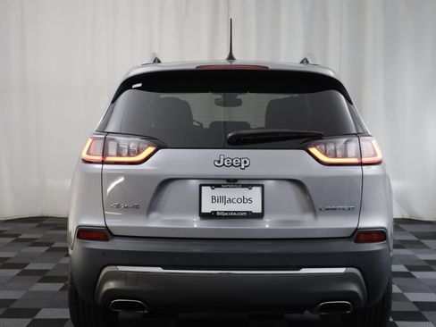 Used 2019 Jeep Cherokee Limited AWD/4WD image 15