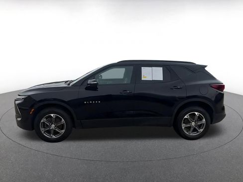 Used 2024 Chevrolet Blazer LT AWD/4WD image 9