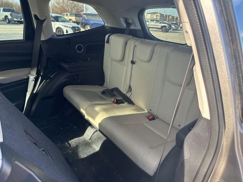 Used 2020 Subaru Ascent Limited w/ Technology Package image 12