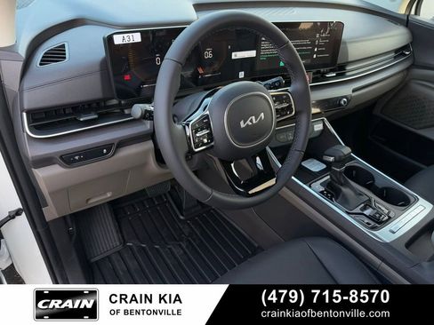 New 2026 Kia Carnival EX FWD image 10