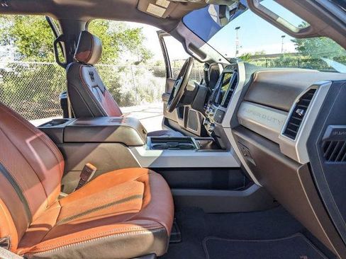 Certified 2022 Ford F250 King Ranch w/ FX4 Off-Road Package AWD/4WD image 37
