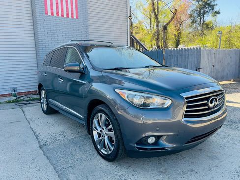 Used 2014 INFINITI QX60 AWD w/ Deluxe Touring Package image 3