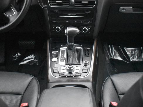 Used 2014 Audi Q5 3.0T Prestige w/ Prestige Package image 31