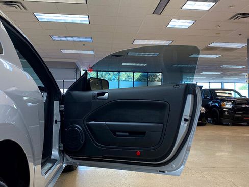 Used 2006 Ford Mustang GT image 32