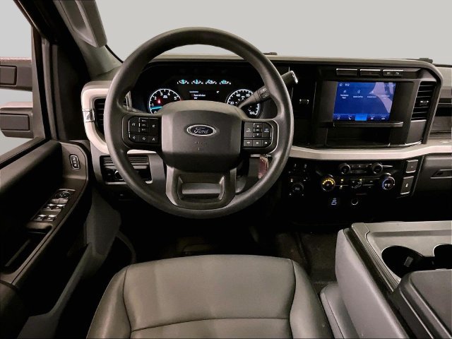 Used 2024 Ford F250 XL w/ FX4 Off-Road Package AWD/4WD image 5