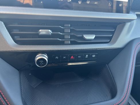 New 2026 Ford Explorer ST-Line image 25