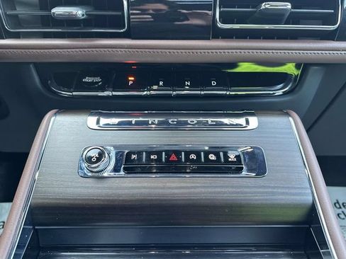 Used 2025 Lincoln Aviator Reserve w/ Illumination Package AWD/4WD image 76