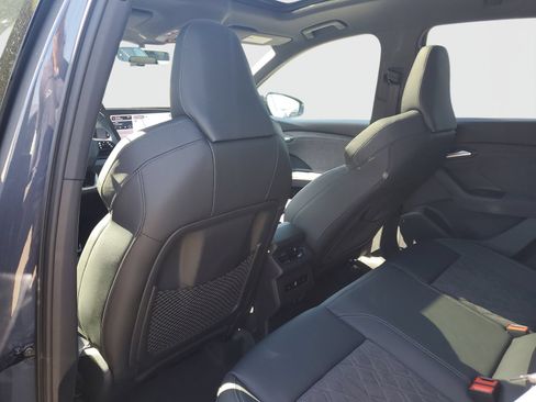 New 2027 Audi SQ6 e-tron Premium Plus AWD/4WD image 14
