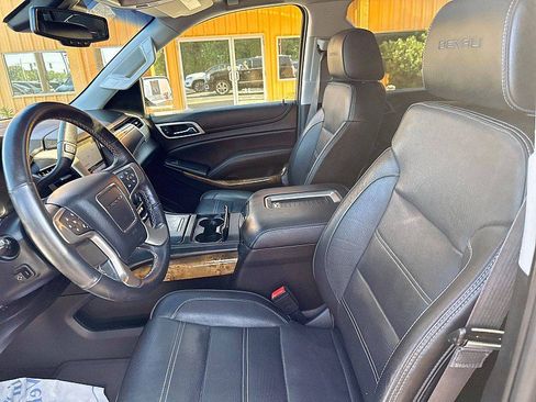 Used 2016 GMC Yukon Denali AWD/4WD image 10