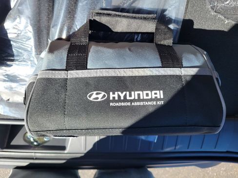New 2026 Hyundai Kona SEL Sport AWD/4WD image 39