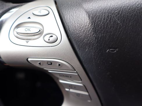 Used 2018 Nissan Murano S image 29