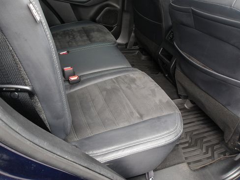 Used 2023 Mitsubishi Outlander SE AWD/4WD image 11
