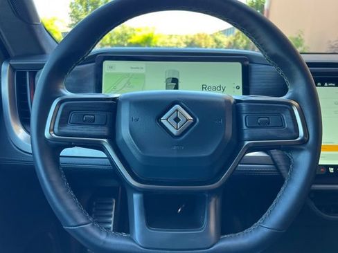 Used 2024 Rivian R1S Adventure AWD/4WD image 27