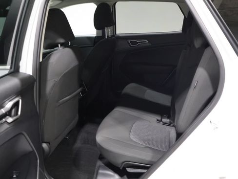Used 2024 Kia Sportage LX AWD/4WD image 18