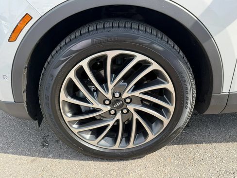 Used 2020 Lincoln Nautilus Reserve w/ Equipment Group 201A AWD/4WD image 10