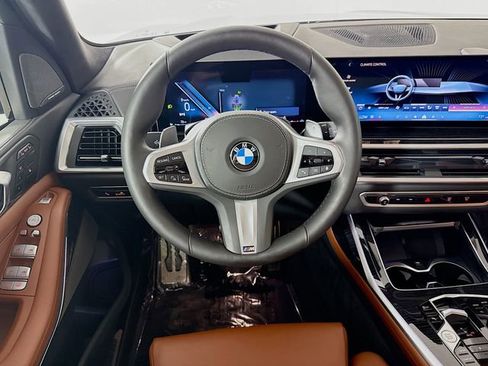 Used 2024 BMW X7 xDrive40i w/ M Sport Package AWD/4WD image 25