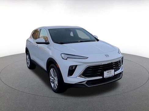 Used 2025 Buick Encore GX Preferred image 3